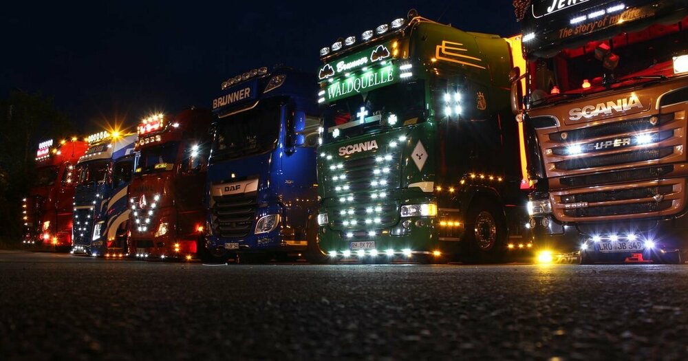 LKW Lichter.jpg