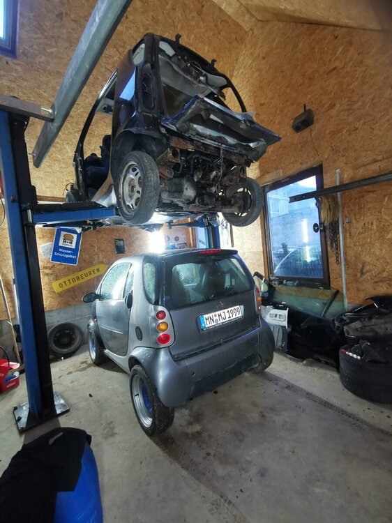 2 Smart Garage.jpg