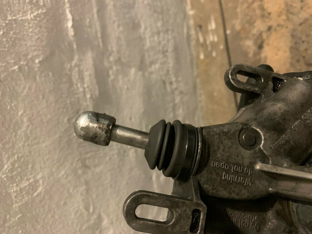 Kuppe auf Aktuator.jpg