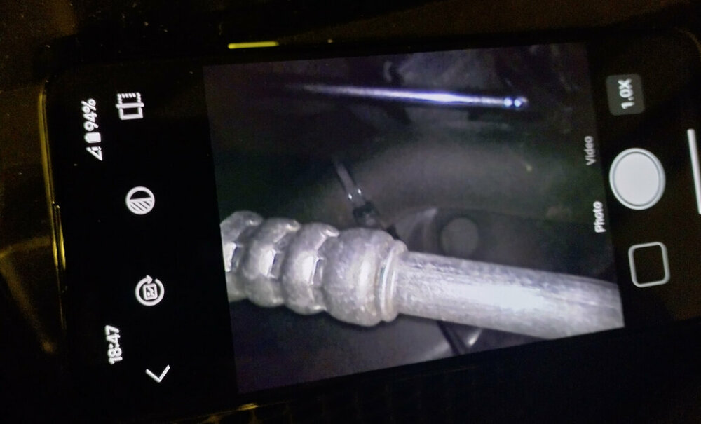 Werkzeug am oberen Bildrand sichtbar