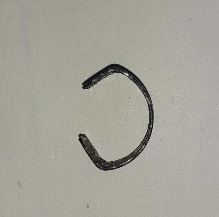 Klammer Gasdruckfeder.jpg