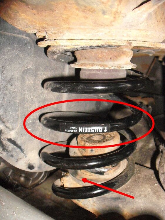 gebrochene Bilstein Feder 2.jpg